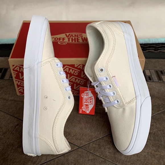 VANS CHUKKA LOW MARSHMALLOW WMNS - Picture 6 of 13